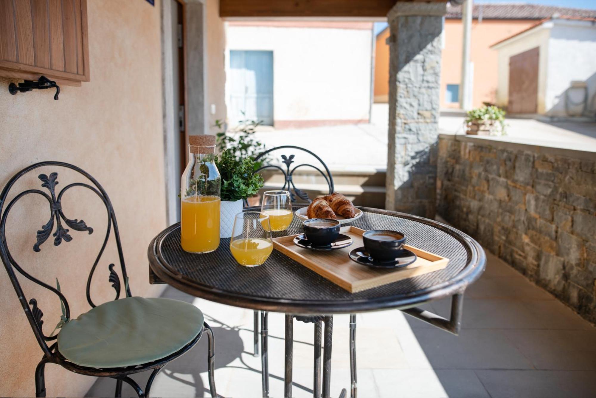 Truffle House Karlic Apartment Buzet Exterior photo